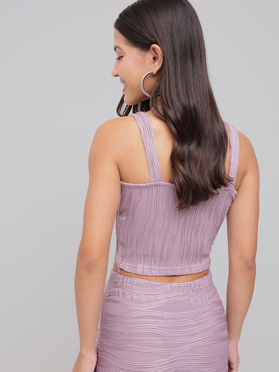 DressBerry Wave Of Textured Trend Crop Top