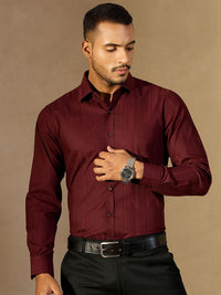 DENNISON Men Striped Textured Spread Collar Long Slevees Smart Formal Shirt