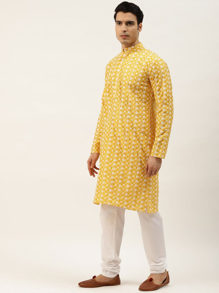 SOJANYA Kurta Kerja Benang Sulam Kuning & Putih Lelaki dengan Jaket Churidar & Nehru
