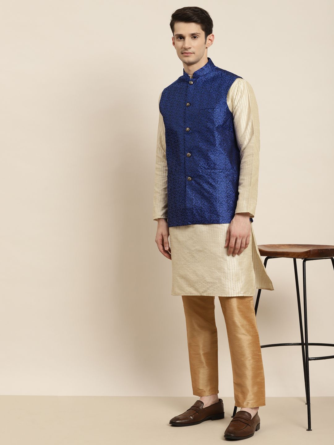 SOJANYA Men Beige Striped Kurta with Pyjamas & Nehru Jacket