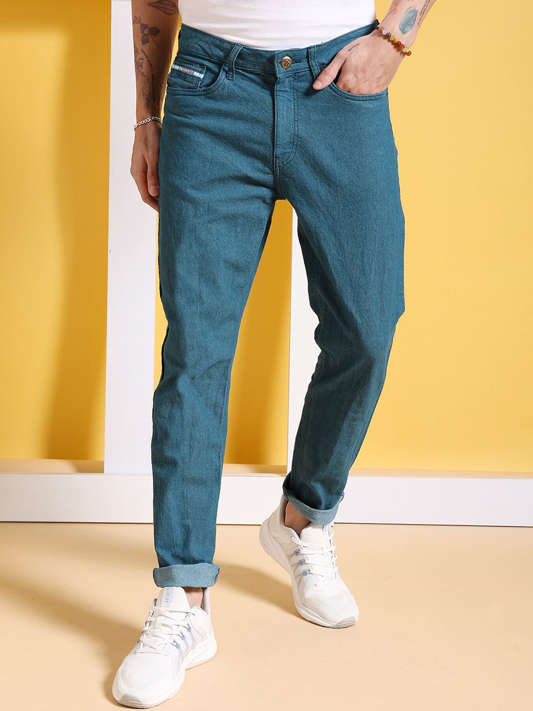 The Indian Garage Co Men Clean Look Slim Fit Stretchable Jeans