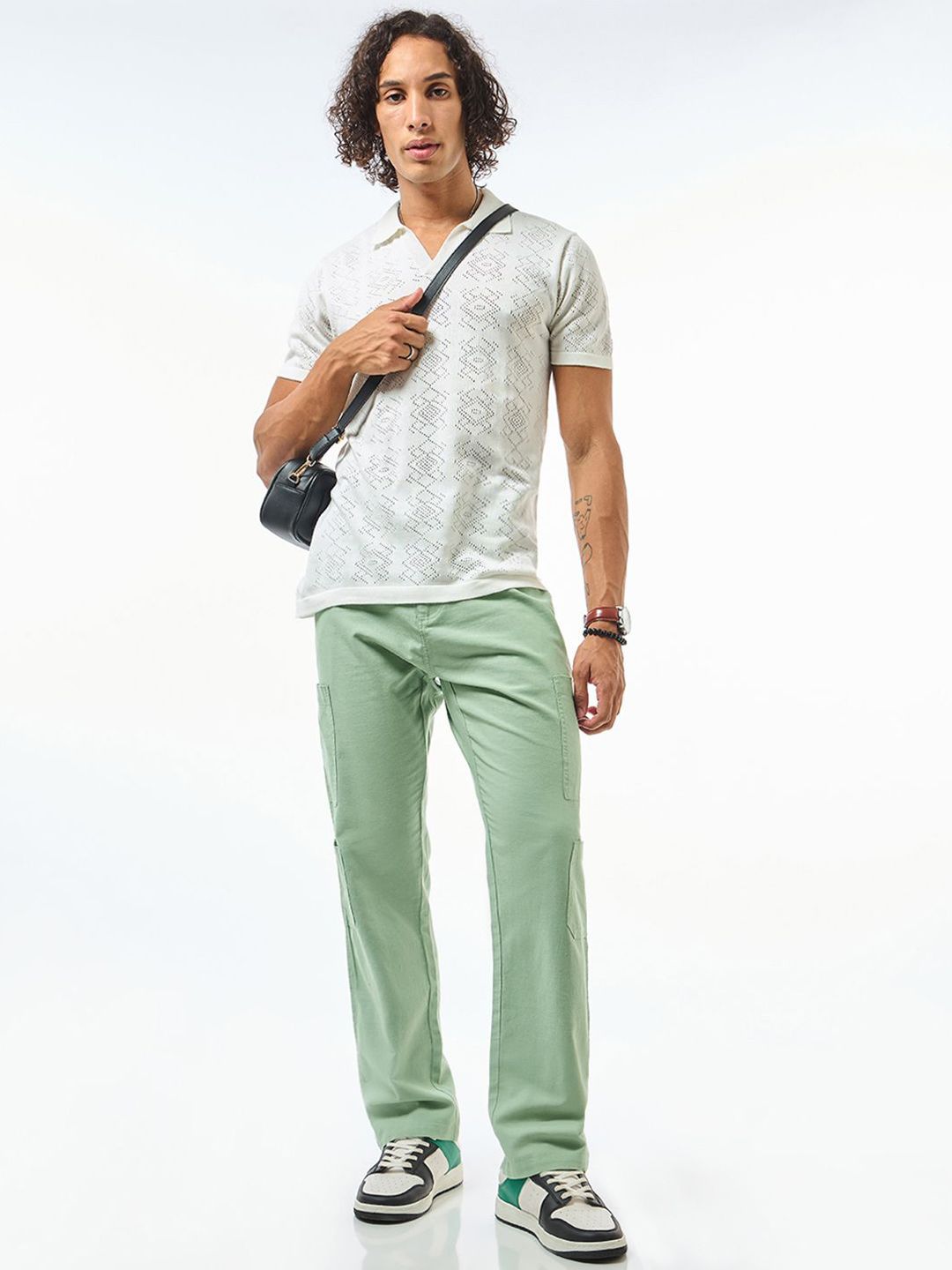 Bewakoof Men's Green Cargo Linen Pants