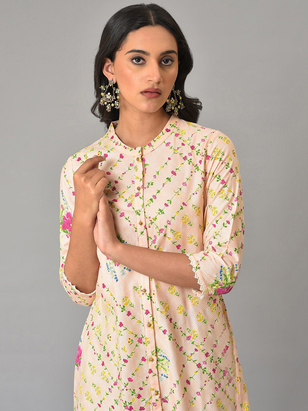 W Women Floral Printed Keyhole Neck Kurta