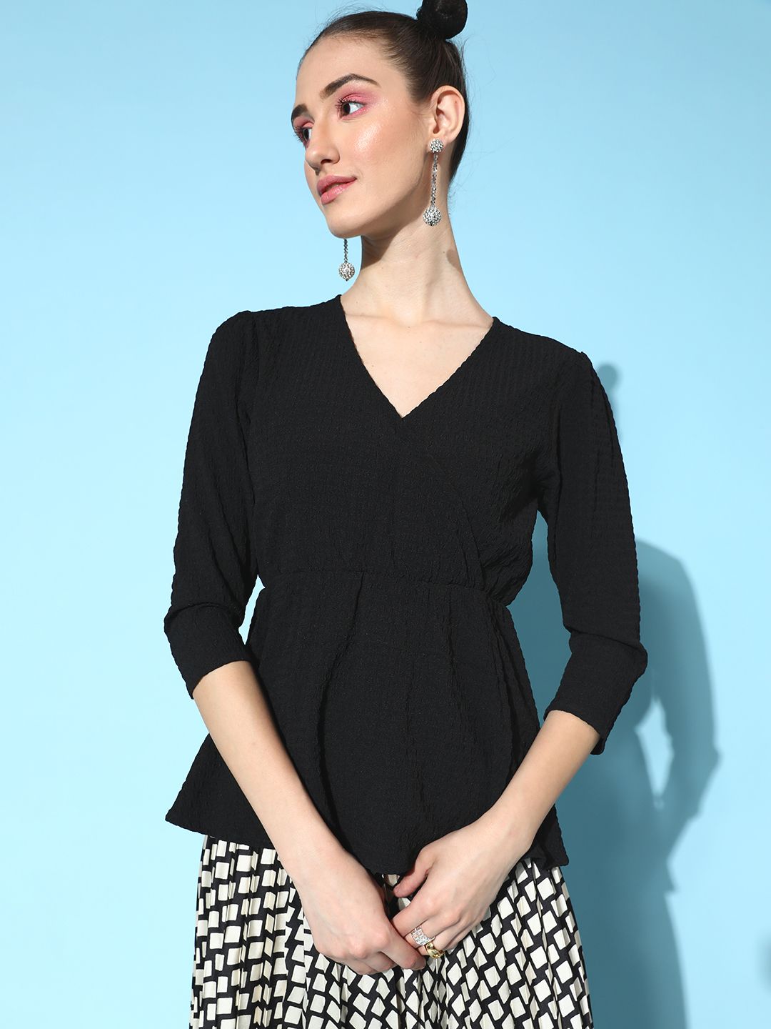 SASSAFRAS Black Black Solid Wrap It Up Top