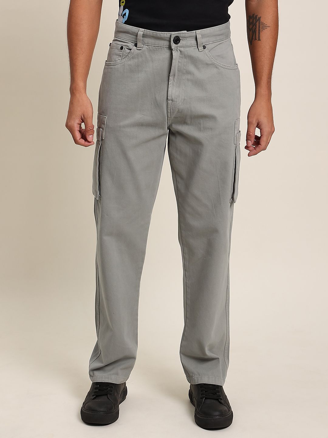 Bene Kleed Men Straight Fit Pure Cotton Cargos Trousers