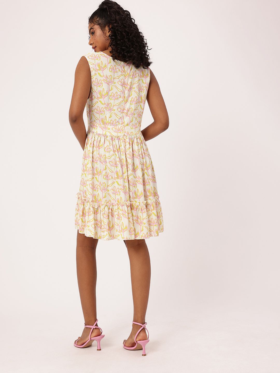 DressBerry Whimsical Charm Floral Printed Gathers Flounce Hem A-line Dress