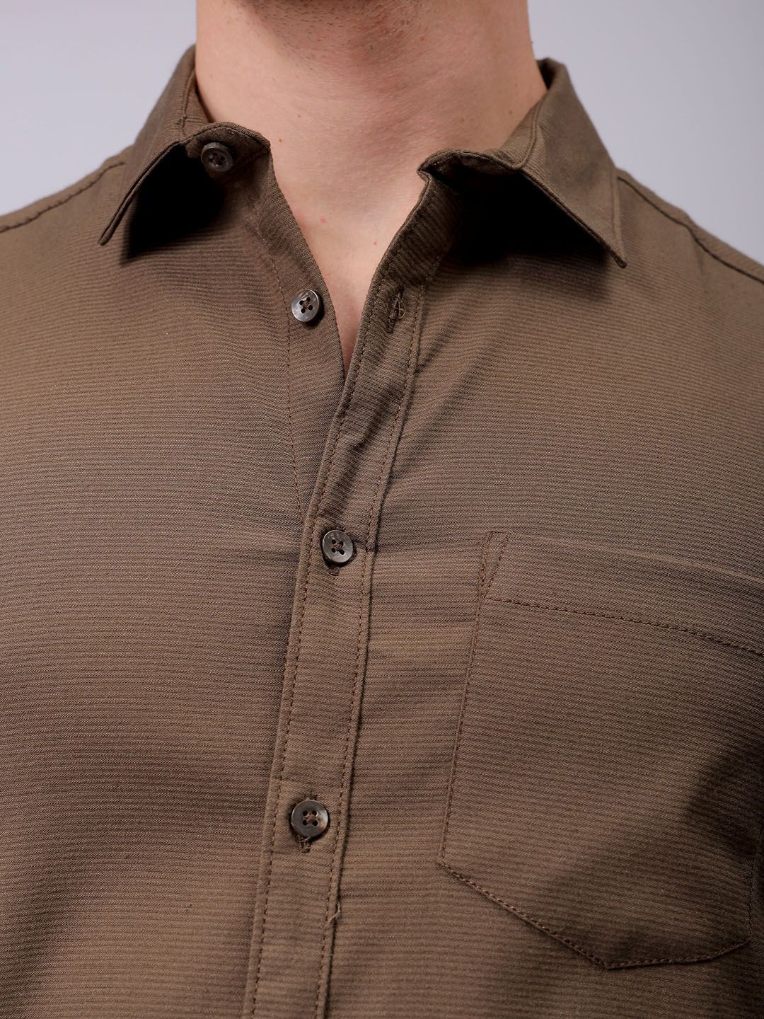 The Indian Garage Co Men Spread Collar Solid Slim Fit Casual Shirt