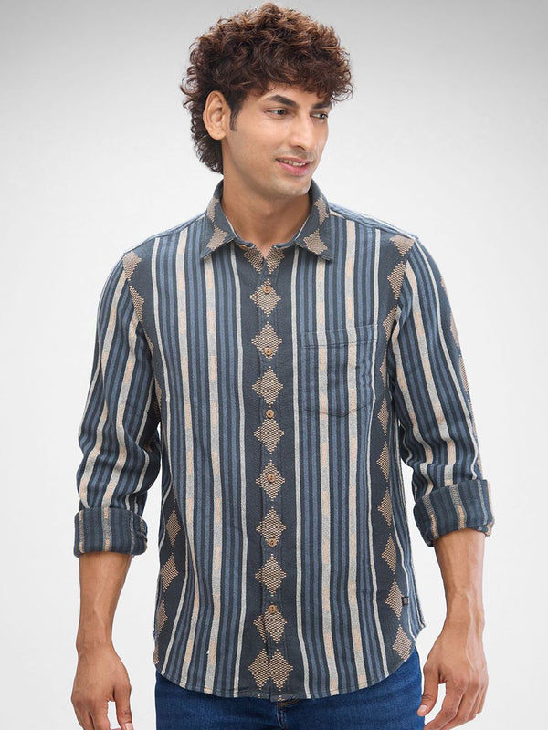 SPYKAR Men Slim Fit Opaque Striped Spread Collar Casual Shirt