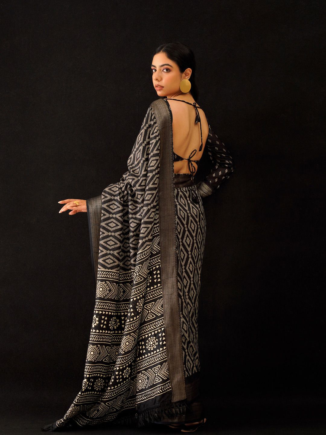 Tikhi Imli Black & Gold Geometric Printed Ready To Wear Saree