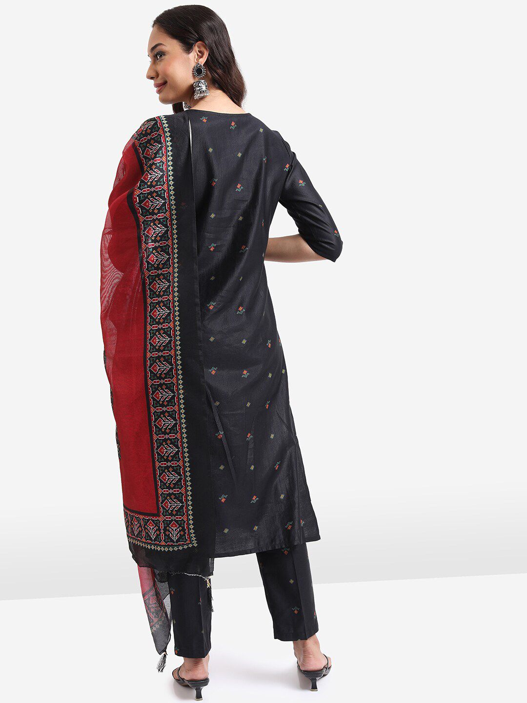 Vishudh Ethnic Motifs Printed Regular Kurta With Trousers & Dupatta