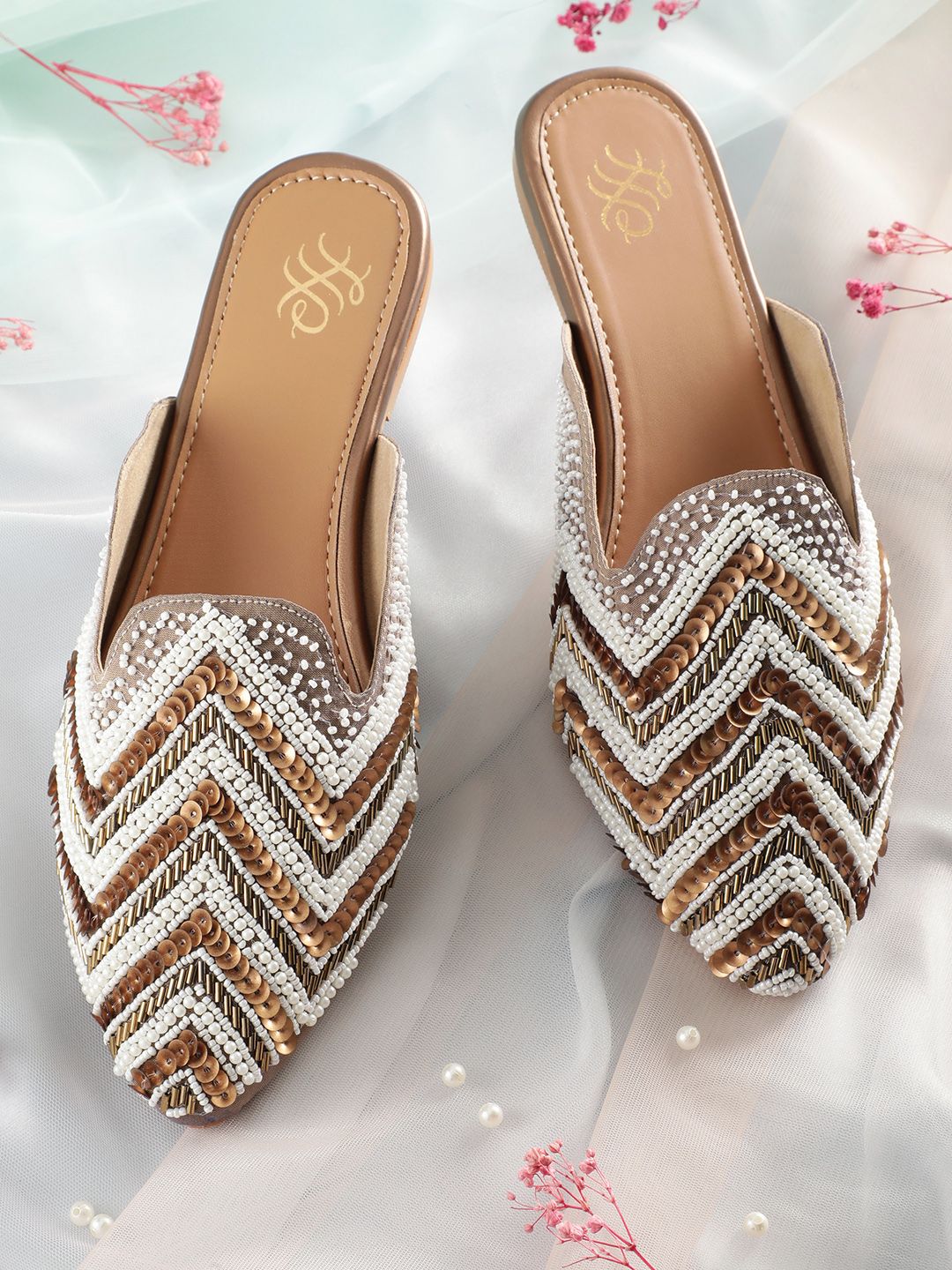 House of Pataudi Leather Embellished Ethnic Mules