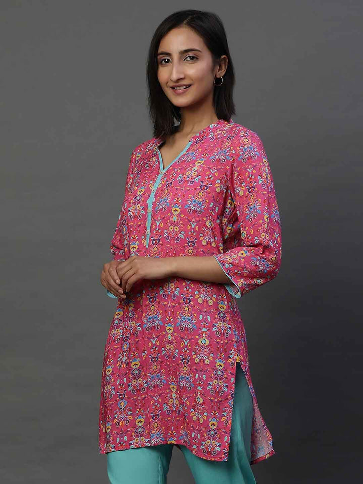 AURELIA Floral Printed Mandarin Collar Straight Kurti