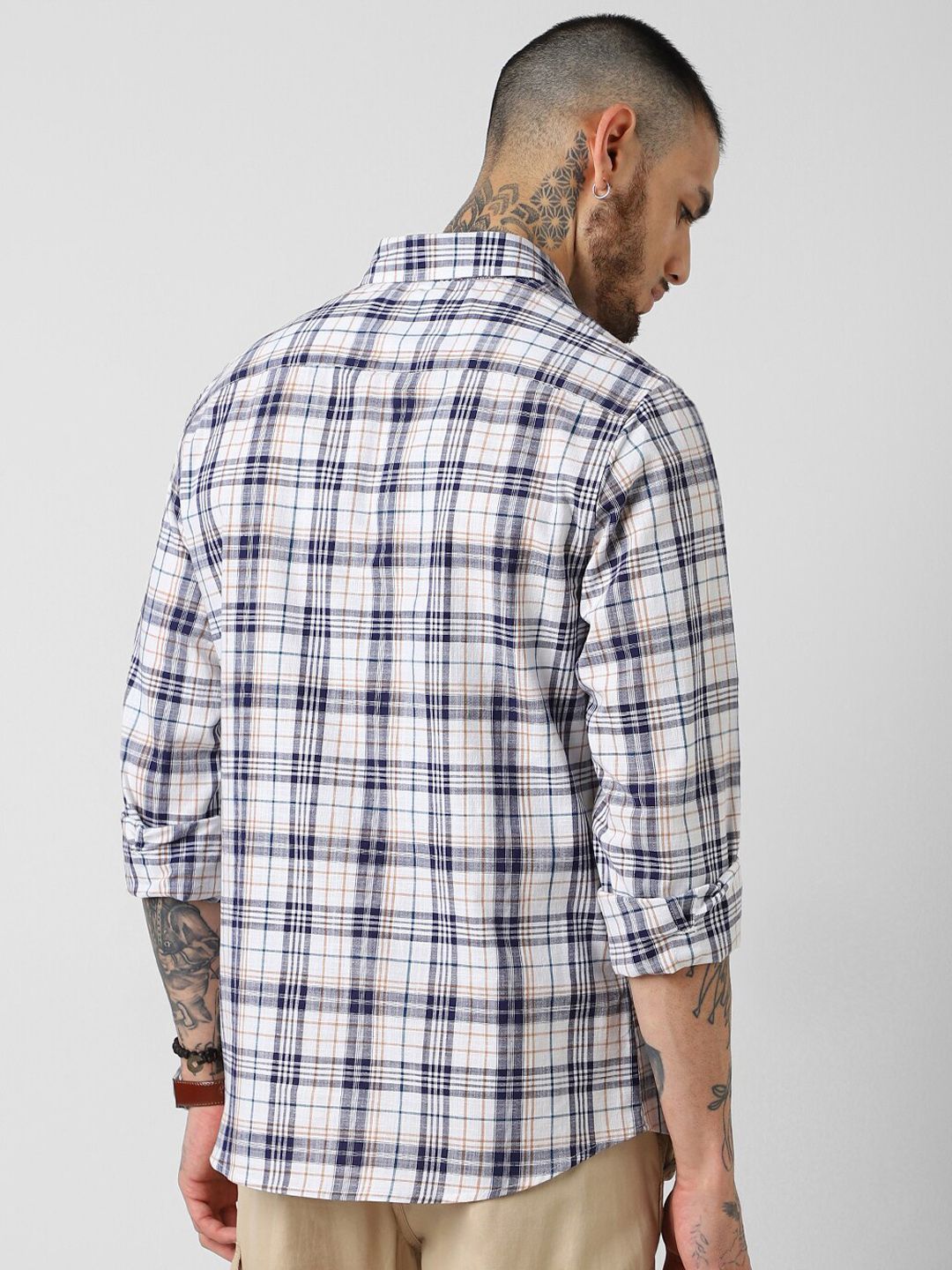 VASTRADO Men Classic Slim Fit Tartan Checks Opaque Checked Casual Shirt