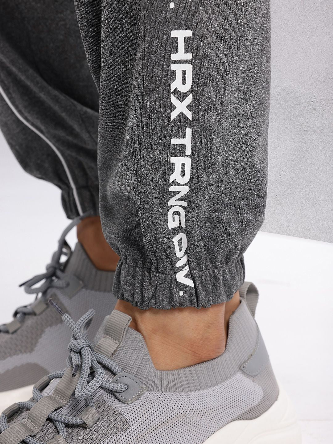 HRX by Hrithik Roshan Men Typography Print Mid-Rise Rapid-Dry Running Joggers