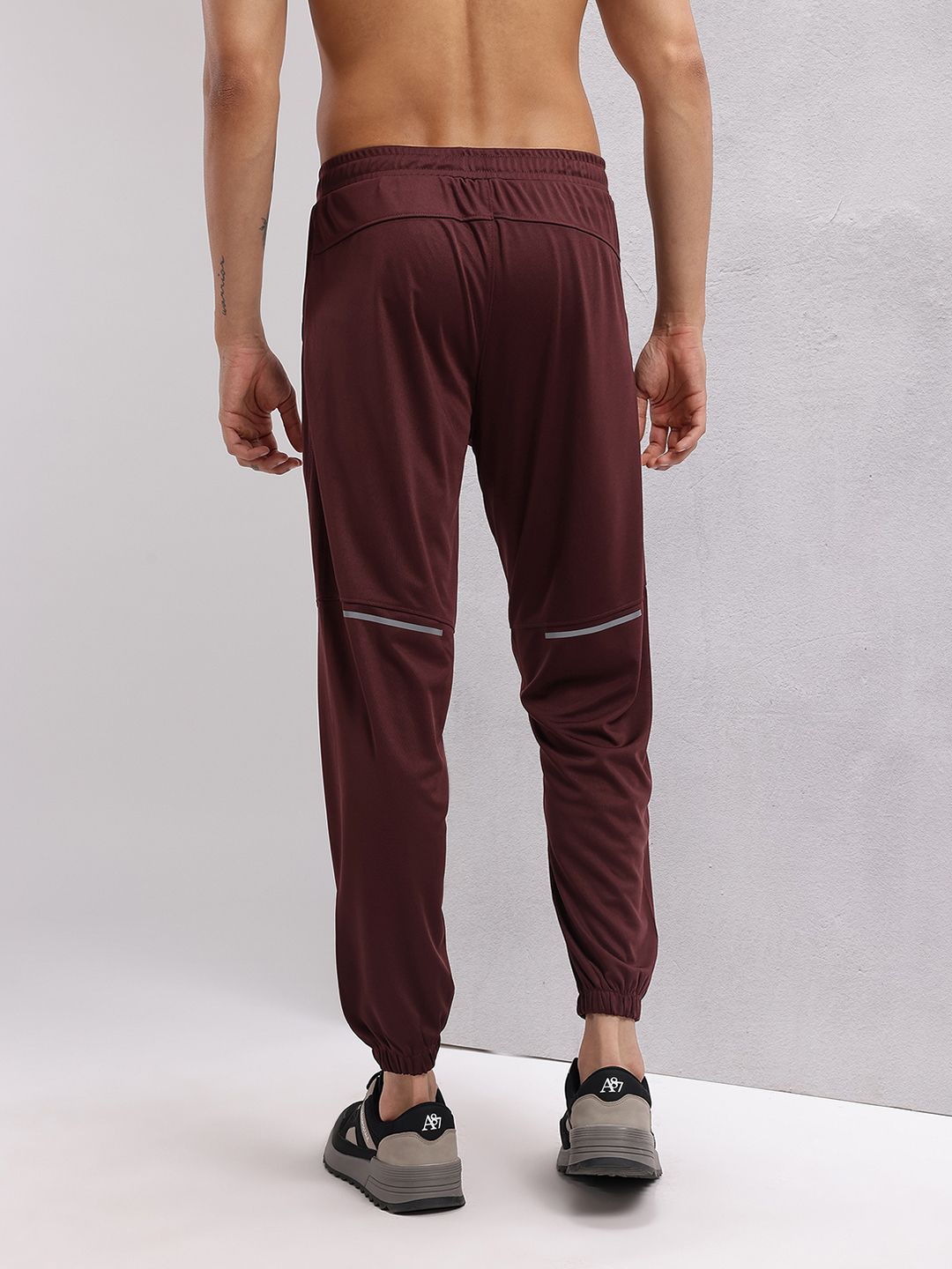 HRX by Hrithik Roshan Men Rapid-Dry Zip Detail Training Joggers