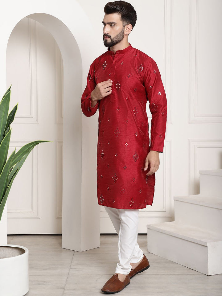 SOJANYA Geometric Embroidered Mirror Work Regular Kurta With Churidar