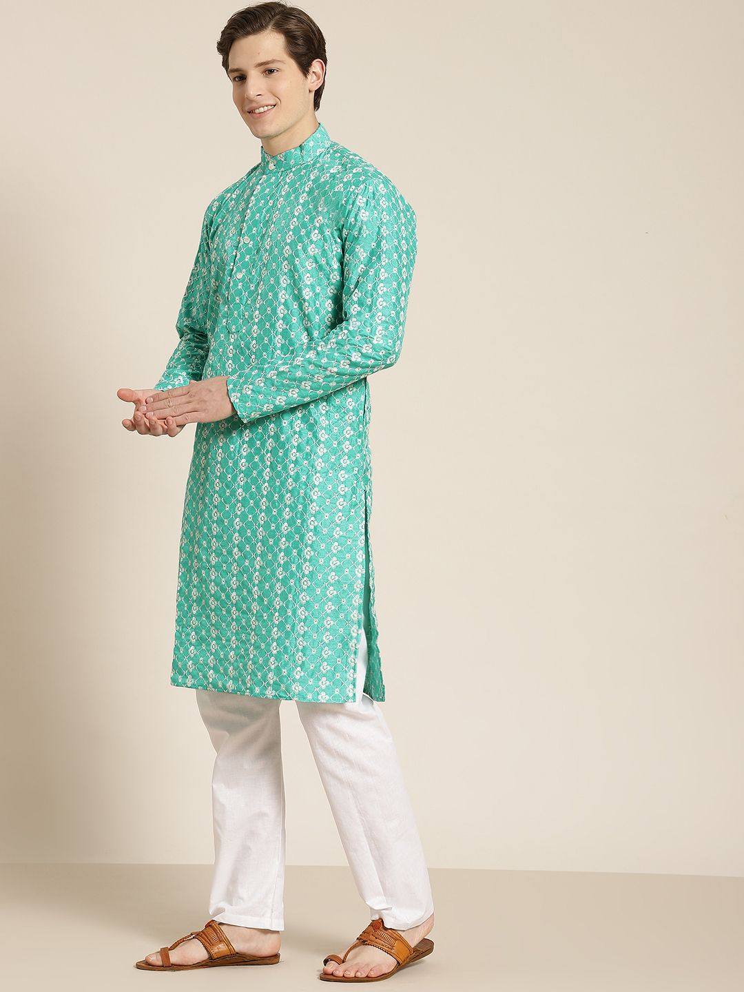 SOJANYA Men Green & White Ethnic Motifs Embroidered Kurta