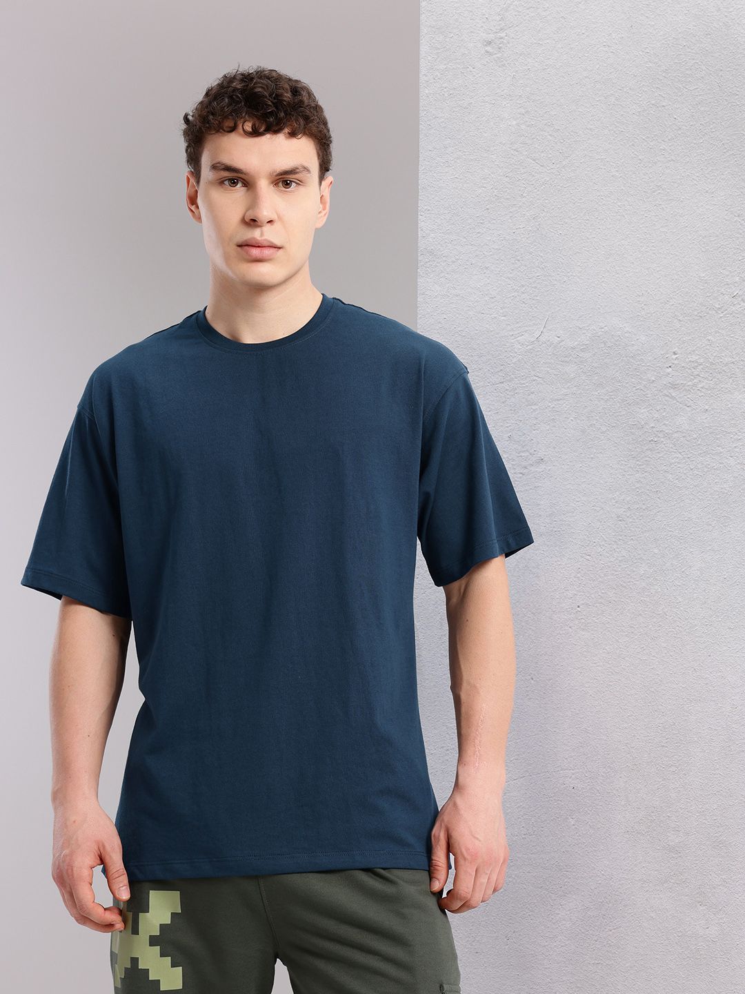 HRX by Hrithik Roshan Graphic & Typography Printed Drop-Sleeves Relaxed Fit T-shirt