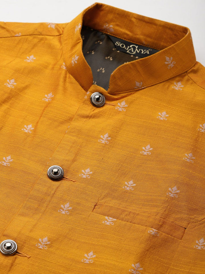 SOJANYA Kurta Motif Etnik Arang Kelabu & Off-Whtie Lelaki dengan Jaket Churidar & Nehru