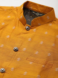 SOJANYA Kurta Motif Etnik Arang Kelabu & Off-Whtie Lelaki dengan Jaket Churidar & Nehru