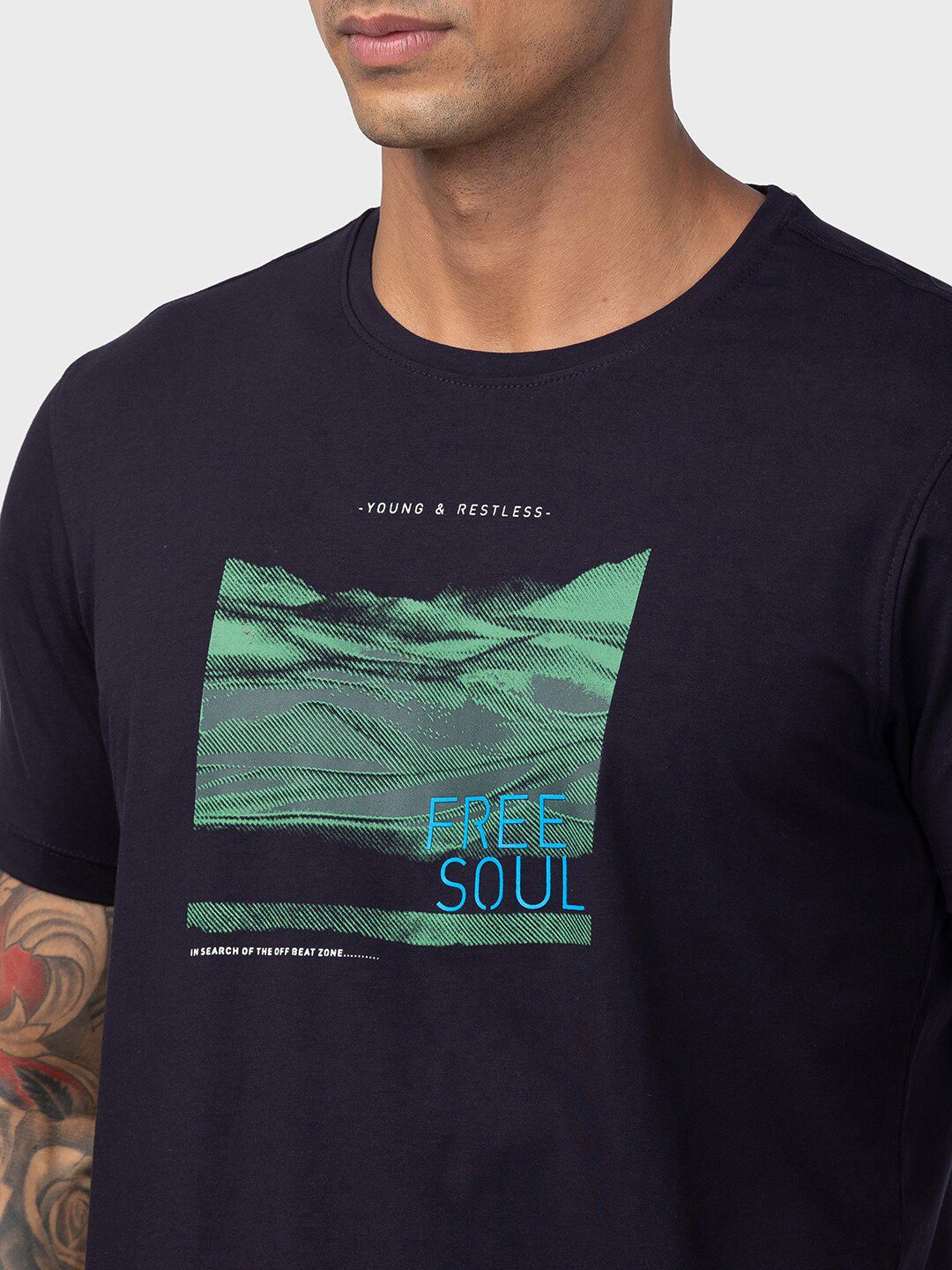 SPYKAR Men Printed Slim Fit Cotton T-shirt