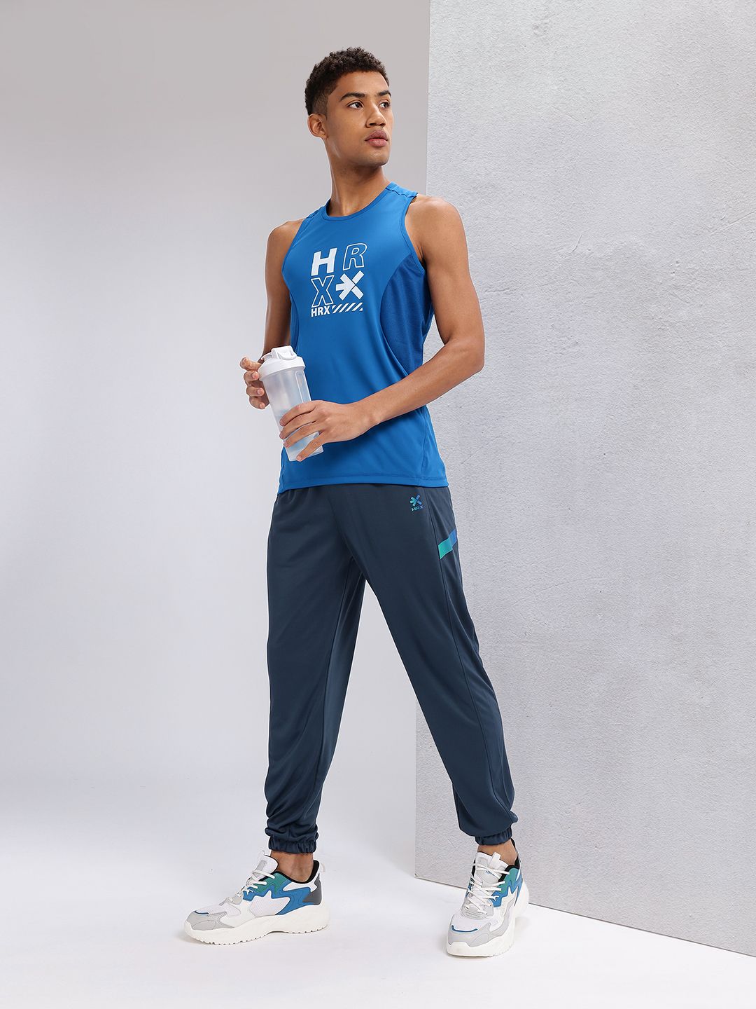 HRX by Hrithik Roshan Men Mid-Rise Rapid-Dry Training Joggers