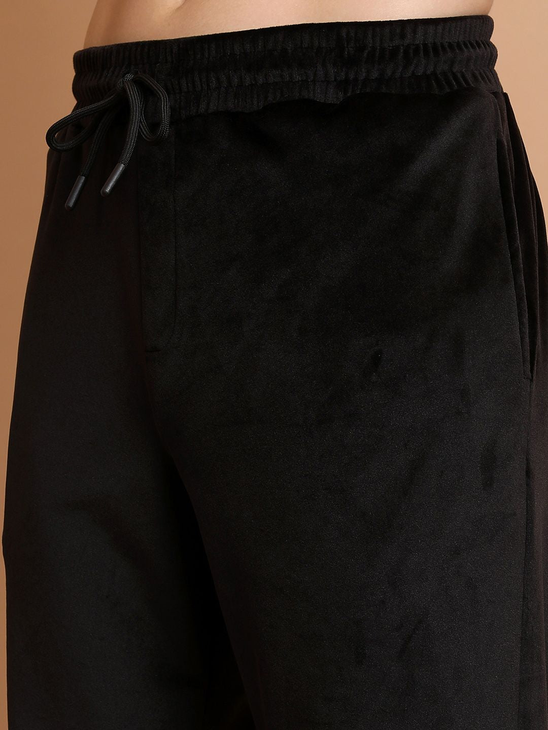 HIGHLANDER High-Neck Sweatshirt With Trouser
