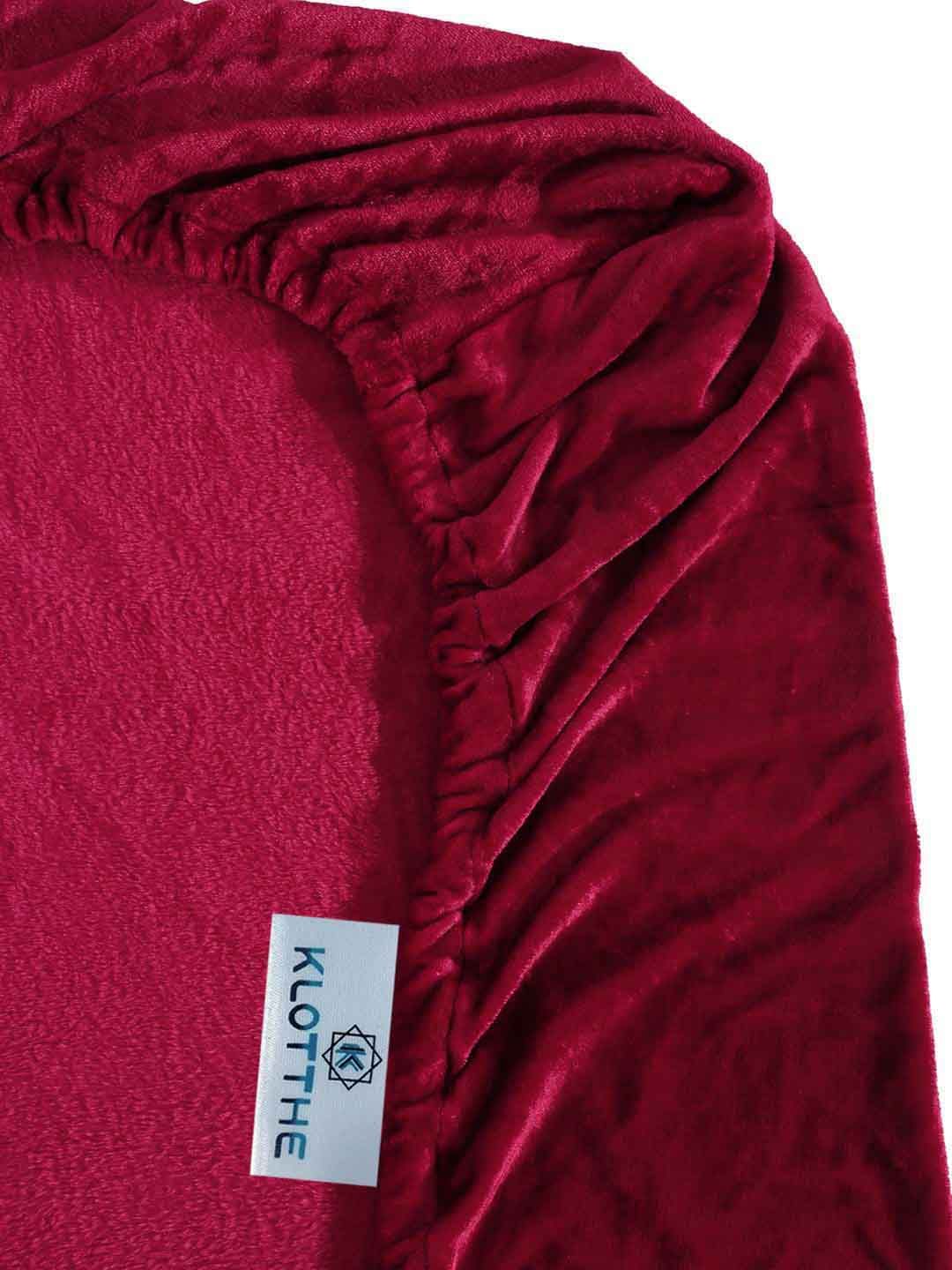 KLOTTHE Red Woollen 300 TC Fitted Single Bedsheet With Pillow Cover