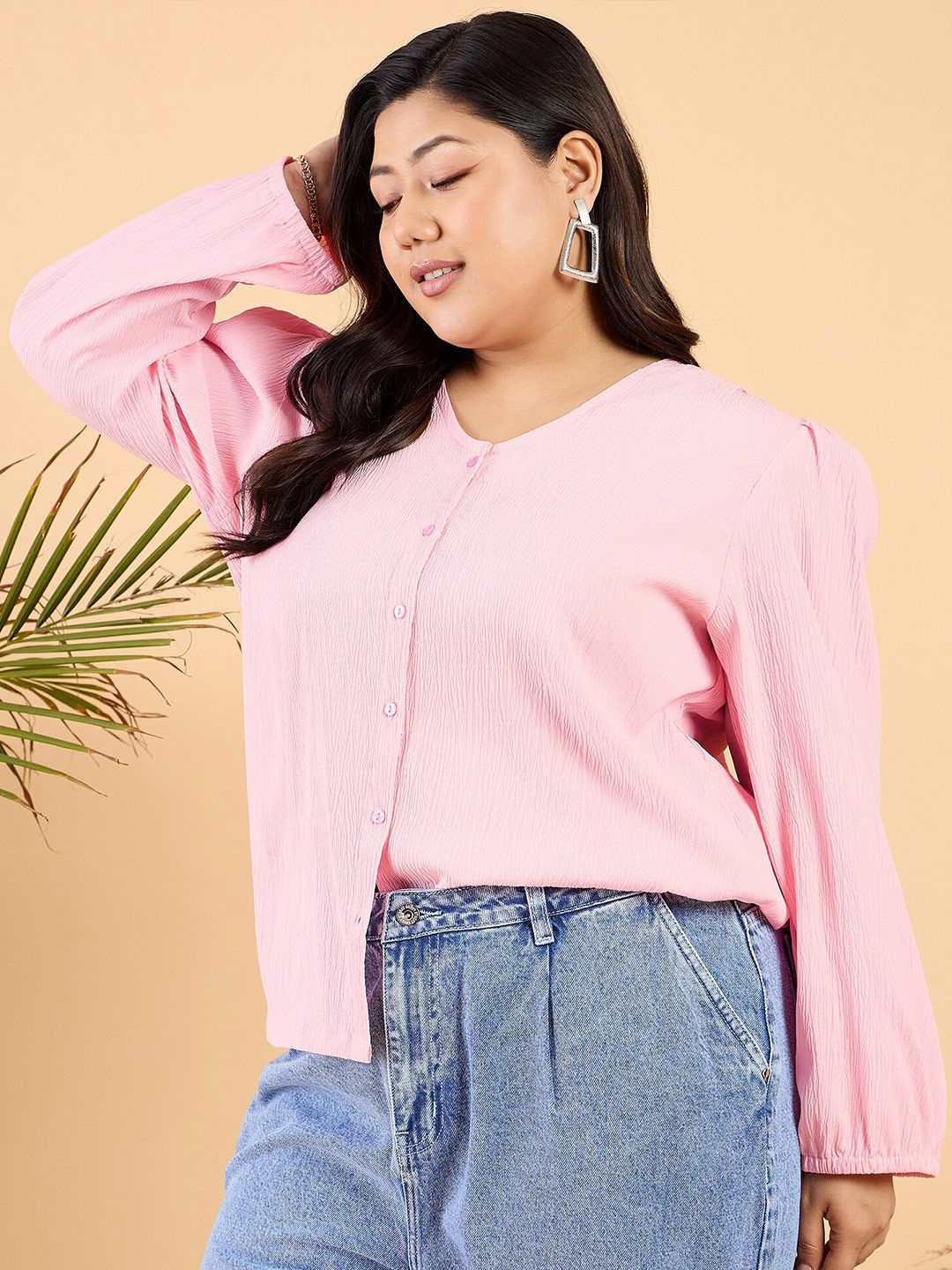 CURVY STREET Plus Size V-Neck Puff Sleeve Top
