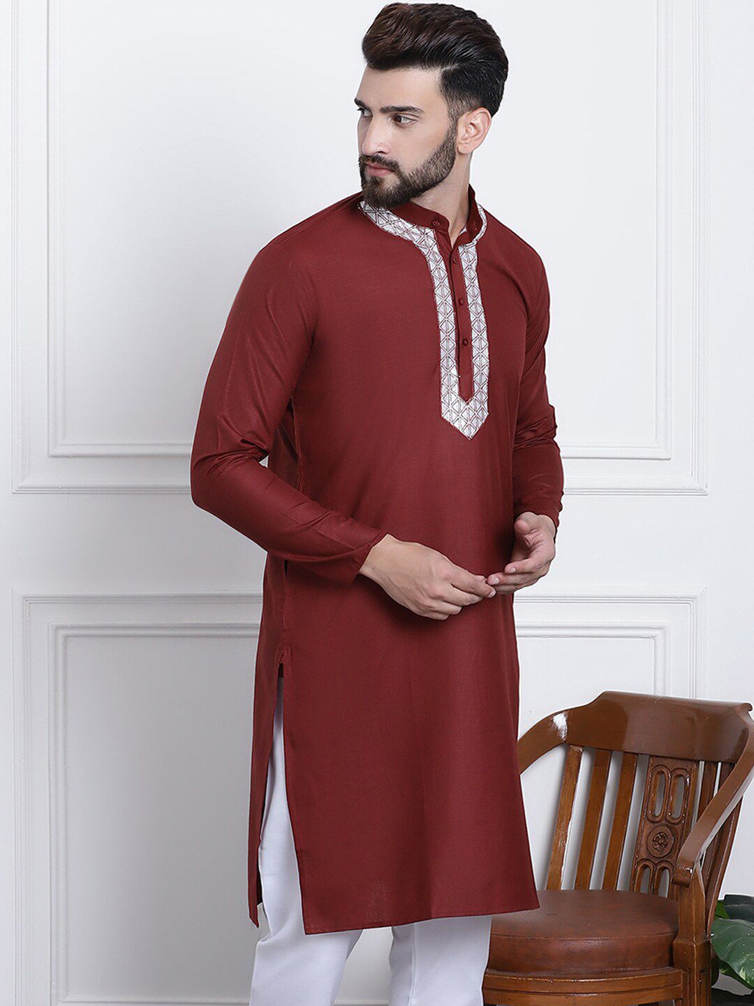 SOJANYA Mandarin Collar Thread Work Pure Cotton Straight Kurta