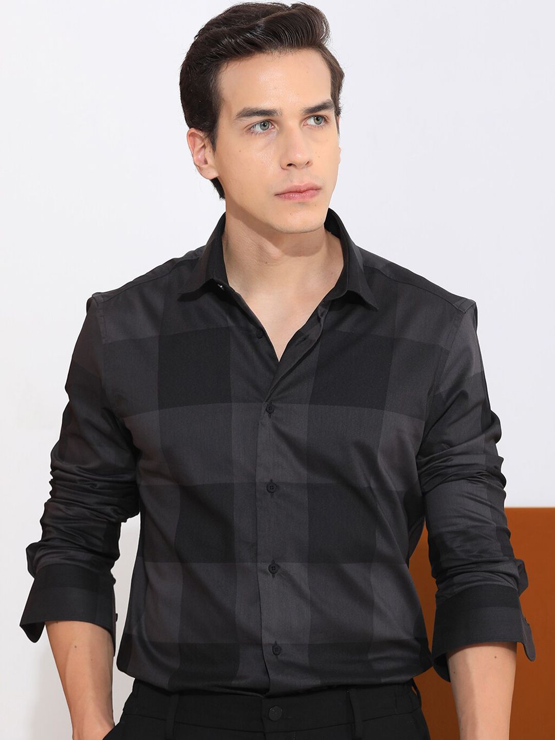 RARE RABBIT Men Santhe Checked Slim Fit Opaque Cotton Shirt