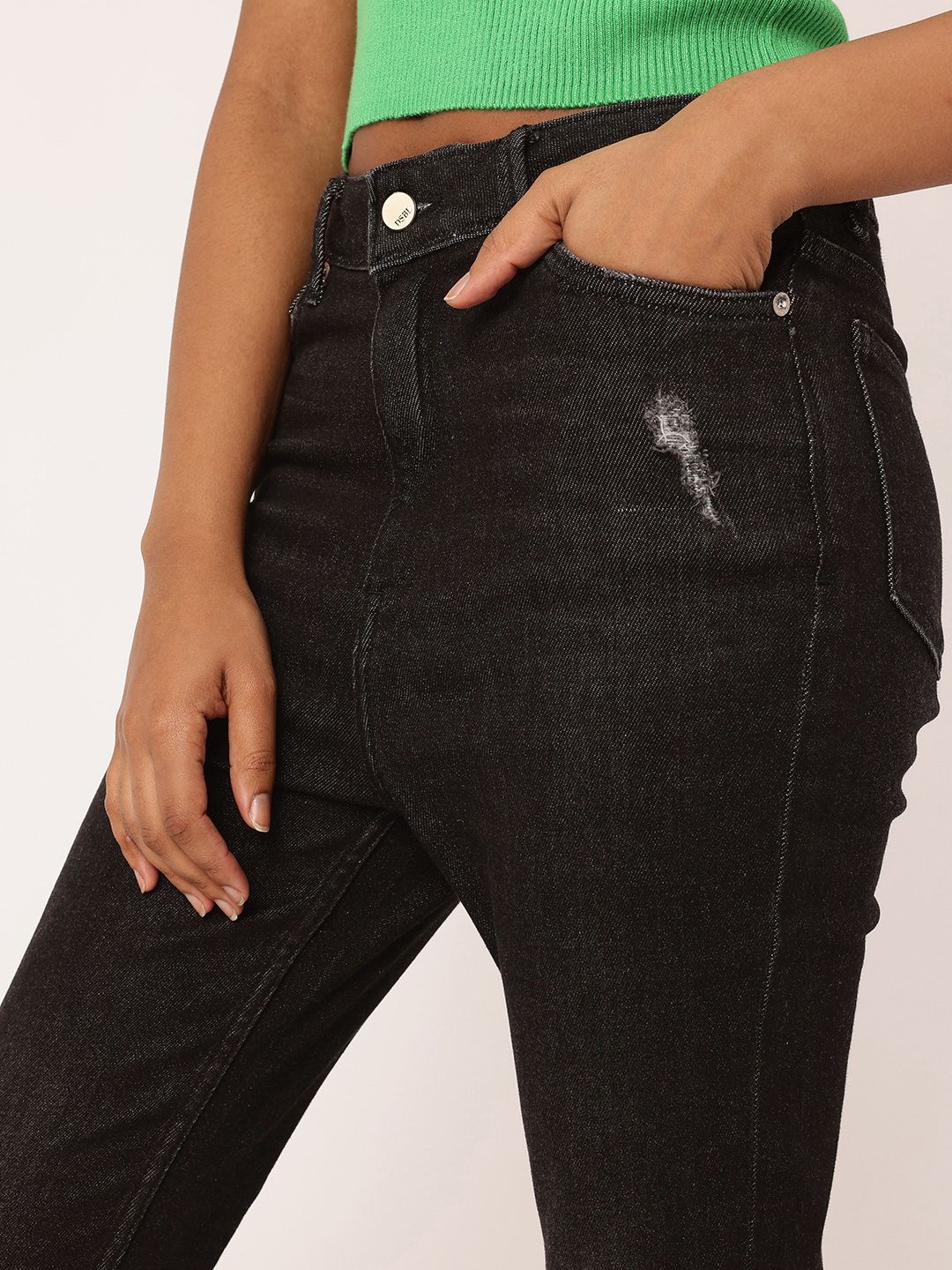 DressBerry Women Soft Edge Skinny Fit Low Distress Light Fade Stretchable Frayed Jeans