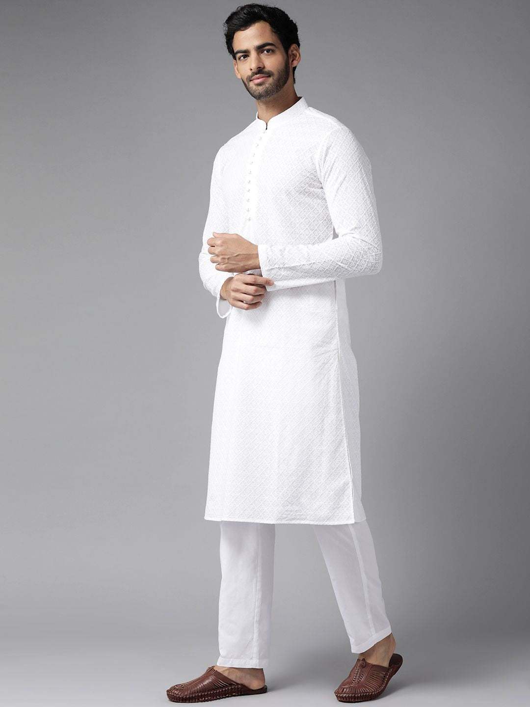 See Designs Men White Ethnic Motifs Embroidered Chikankari Pure Cotton Kurta with Pyjamas