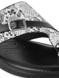 Mochi Women Textured One Toe Flats
