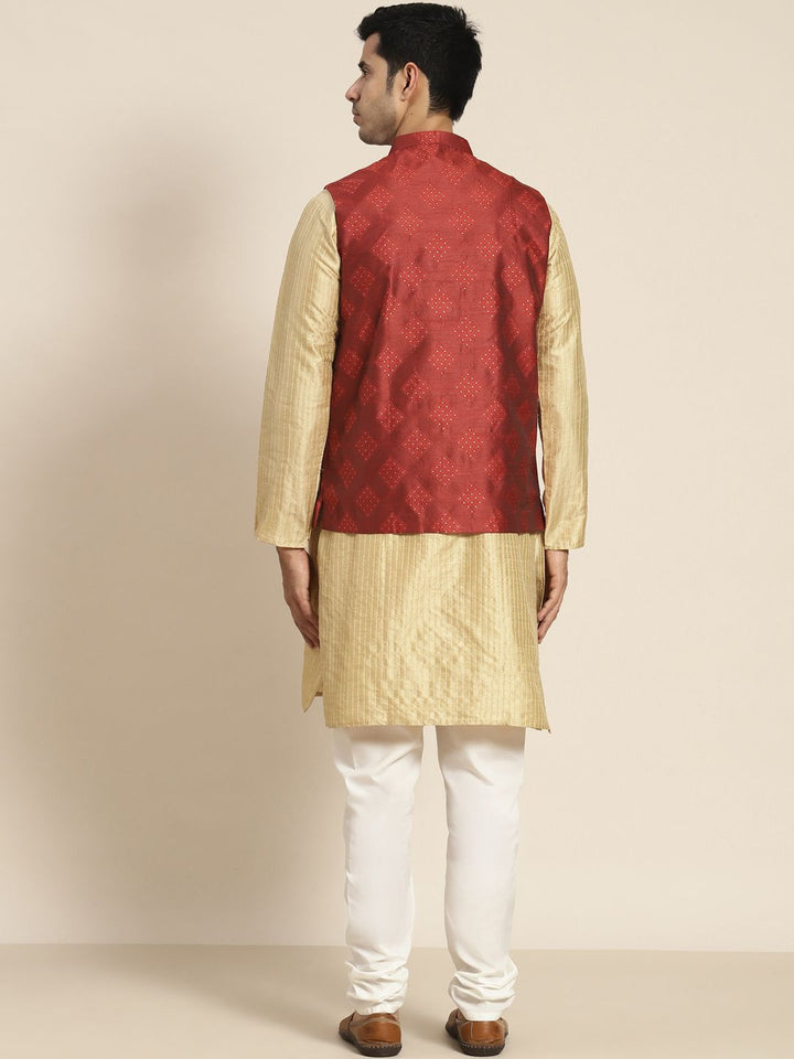 SOJANYA Kurta Rekaan Tenunan Lelaki dengan Churidar dengan Jaket Nehru