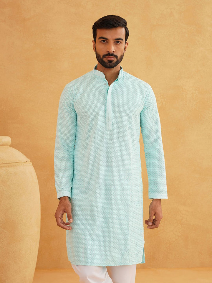 SOJANYA Benang Sulam Geometrik Berfungsi Kurta Kapas Tulen dengan Churidar