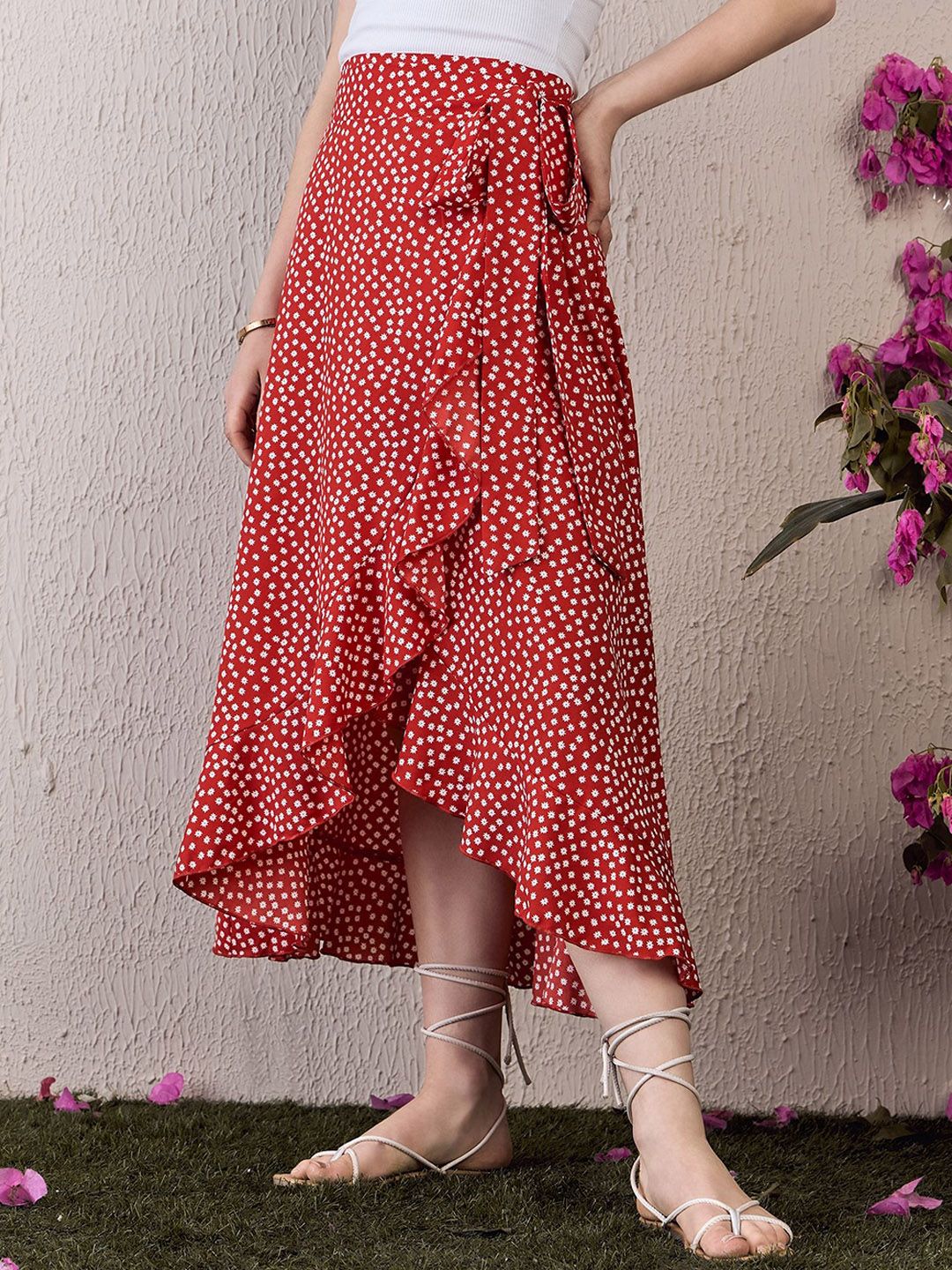 Berrylush Women Printed Wrap Skirts