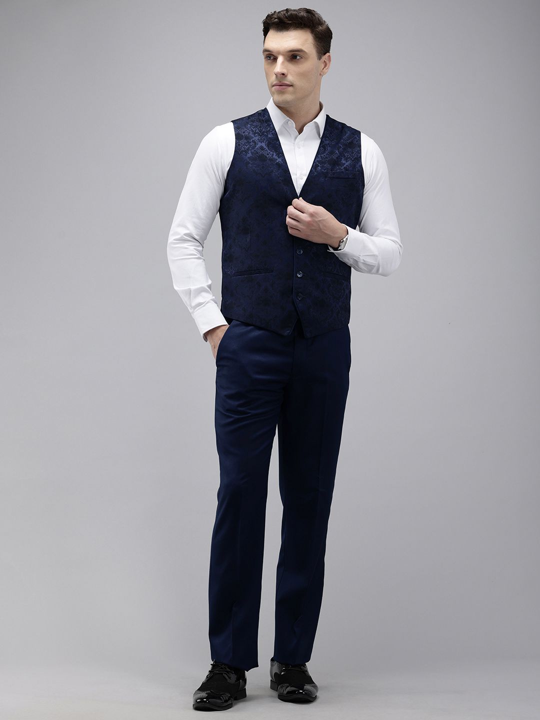 Park Avenue Self Design Single-Breasted 3 Piece Party Suit