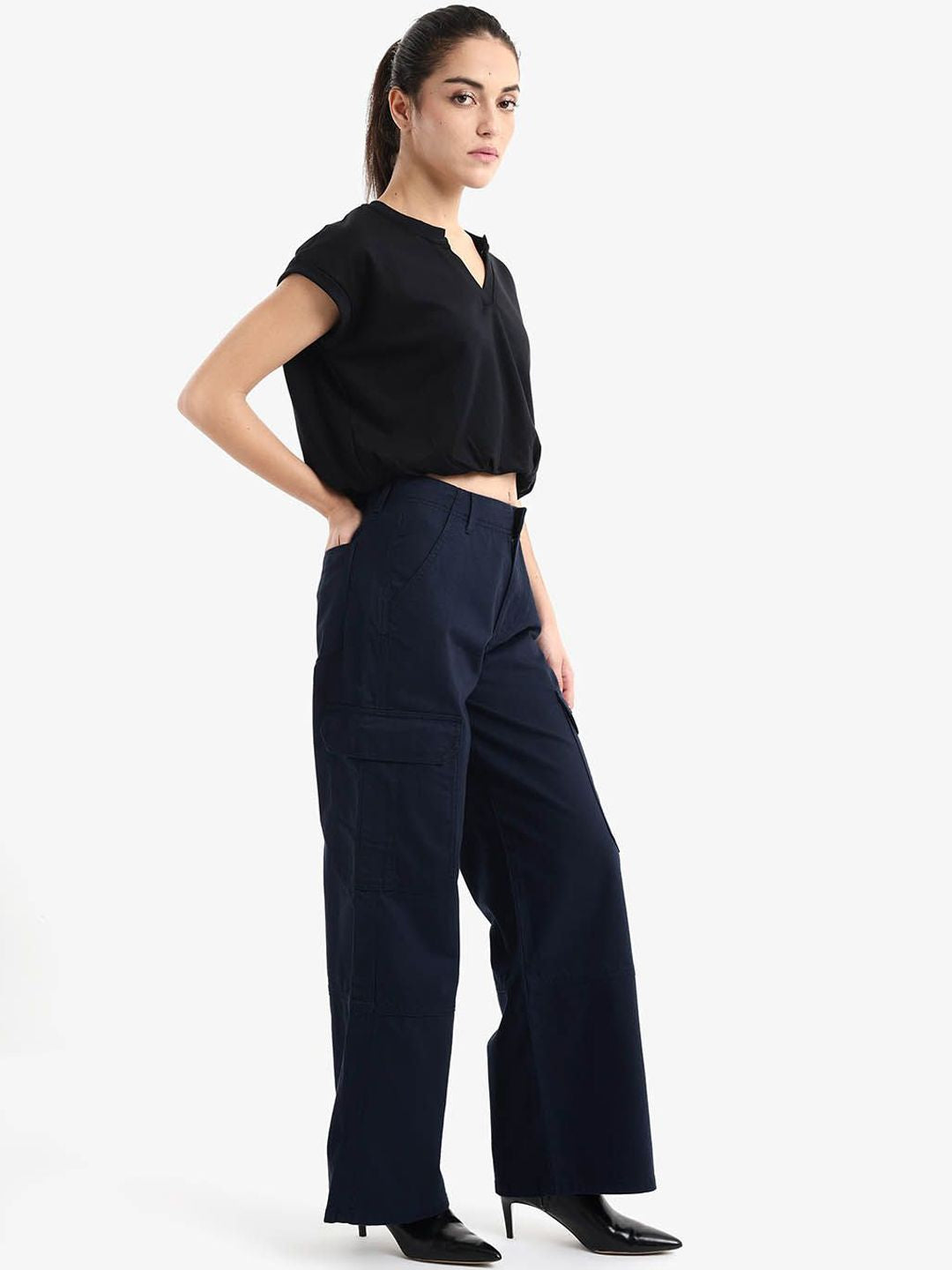 RAREISM Women Loose Fit High-Rise Cargos Trousers