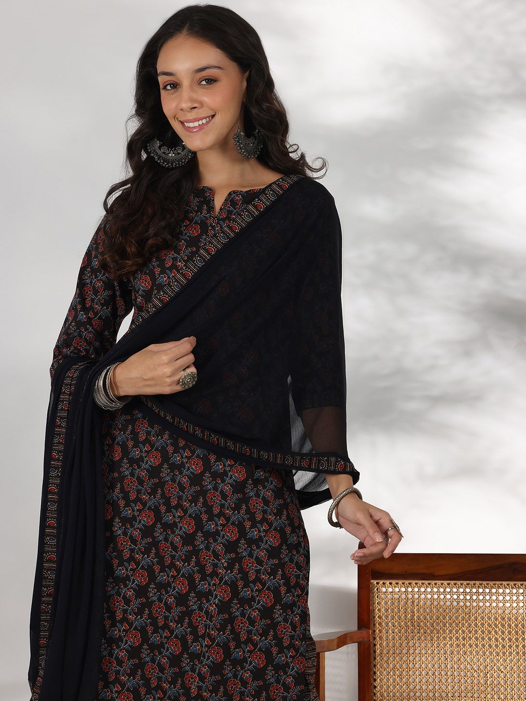 Libas Floral Printed Notch Neck Pure Cotton Straight Kurta with Palazzo & Dupatta