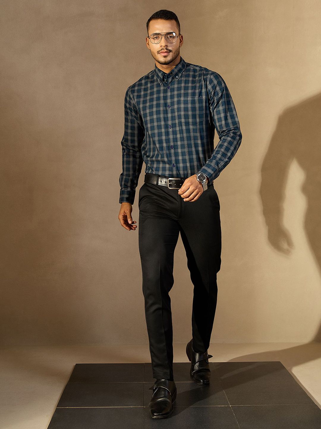 DENNISON Men Smart Tartan Checks Checked Formal Shirt