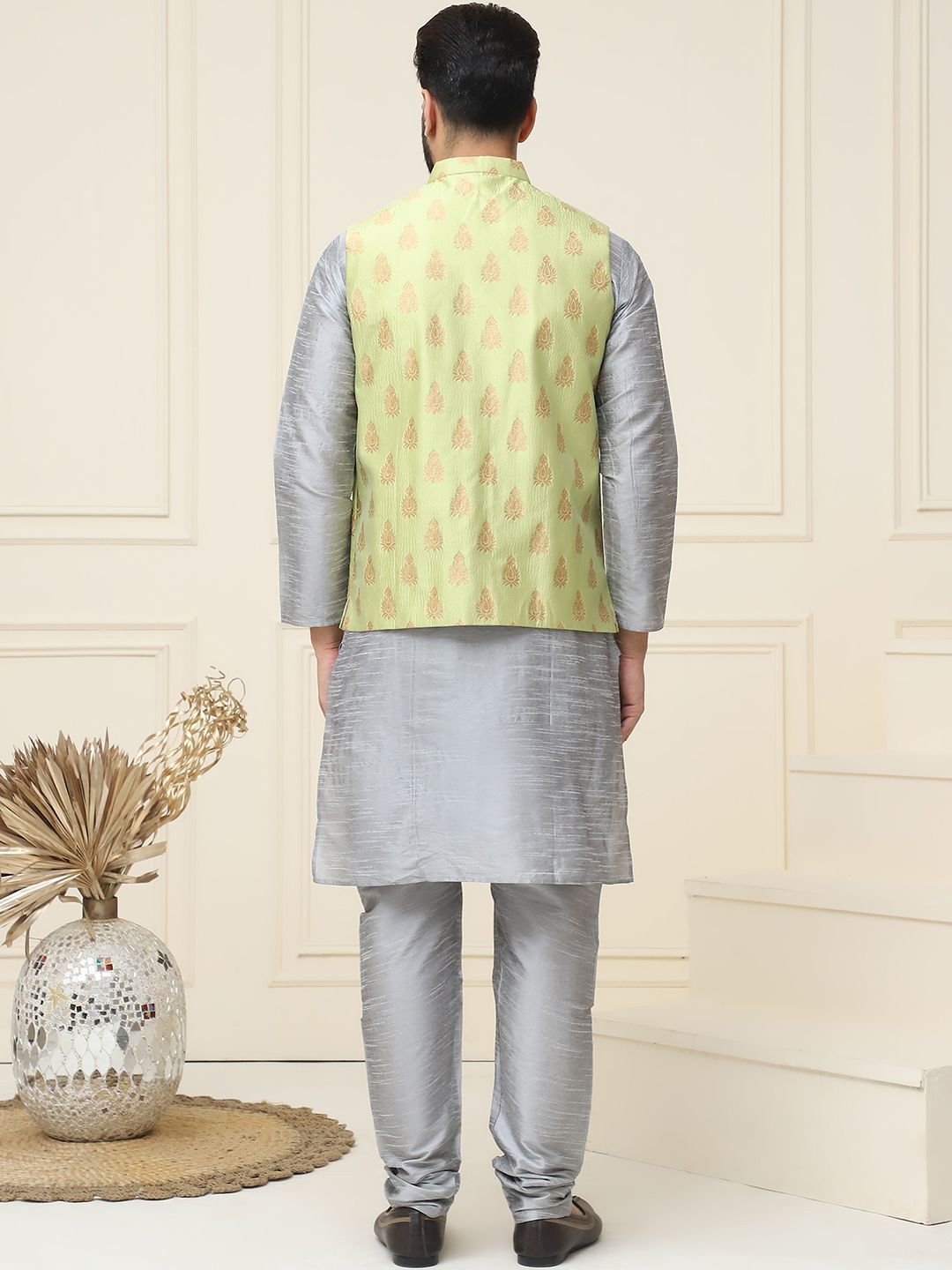 SOJANYA Mandarin Collar Kurta with Churidar With Nehru jacket