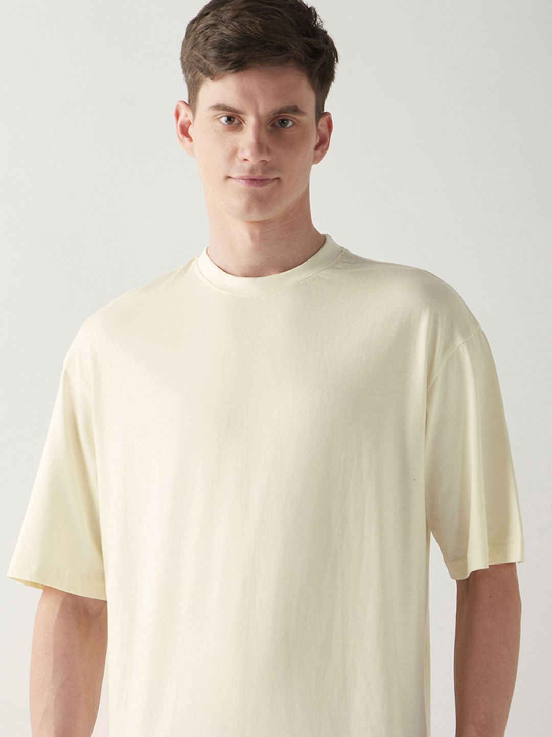 Bewakoof Men Cotton White Solid Oversize T-Shirt