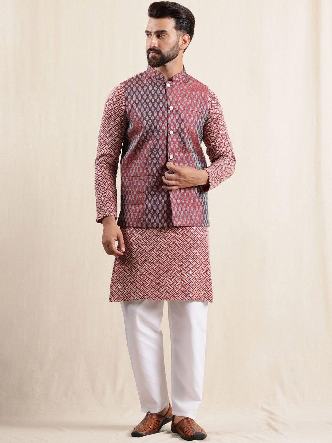 Anouk Men Ethnic Motifs Embroidered Regular Pure Cotton Kurta with Pyjamas