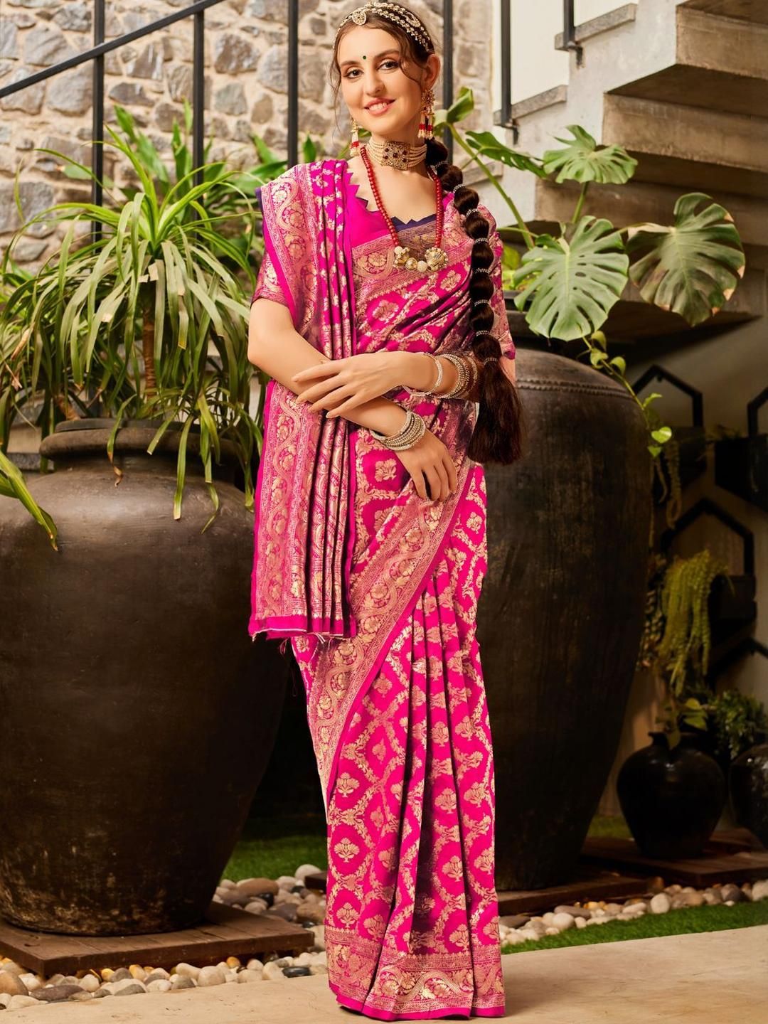 KALINI Woven Design Zari Silk Blend Banarasi Saree