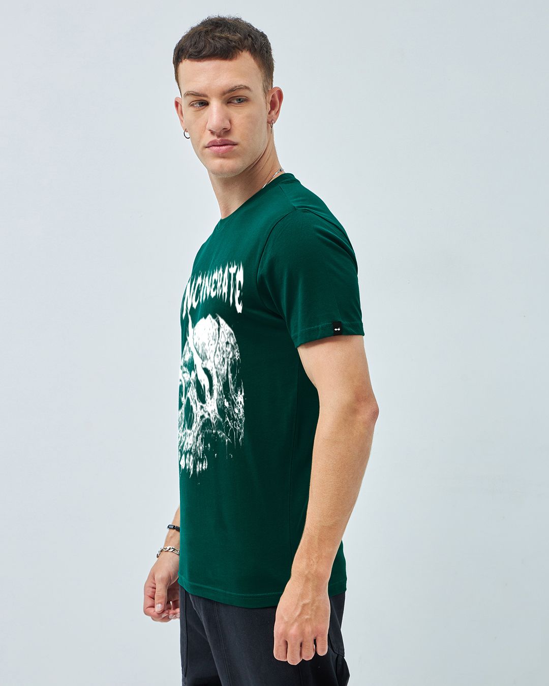 Bewakoof Men Graphic Printed Round Neck Pure Cotton T-shirt