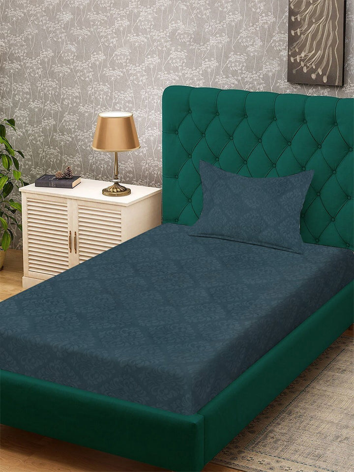 KLOTTHE Bunga Timbul Biru 300 TC Cadar Bujang Dengan Sarung Bantal- 2.25 m x 1.5 m