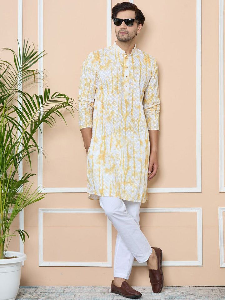 See Designs Men Ethnic Motifs Embroidered Regular Thread Work Pure Cotton Kurta with Pyjamas