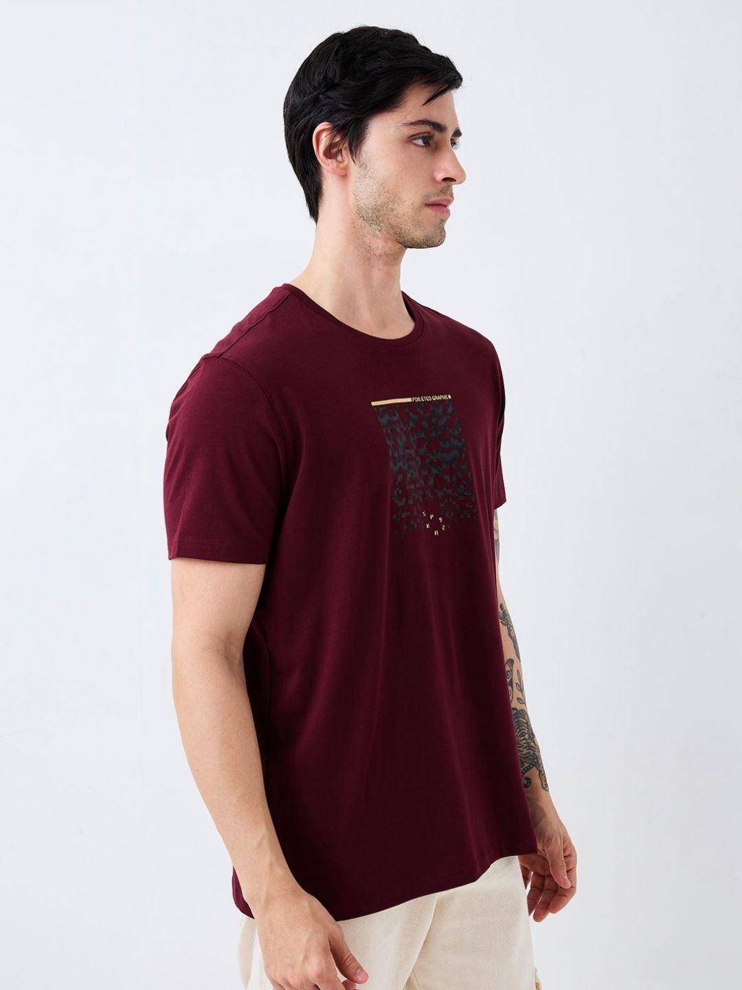 SPYKAR Men Graphic Printed Round Neck Cotton Slim Fit T-shirt