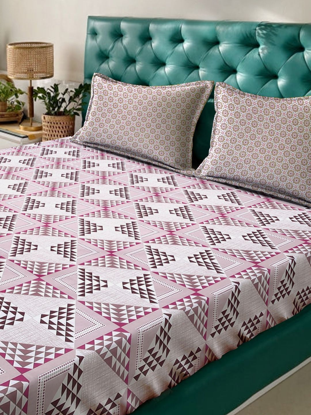 Myntra Elegant Homes Kapas Geometri Merah Jambu Dipasang 400 TC Set Cadar King 2.5m x 2.25m